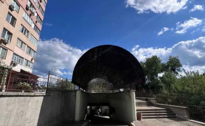 Місце для авто в підземному паркінгу