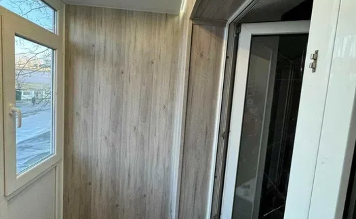 Оздоблення балкону під ключ. Будь-яке покриття, підлога. Оздоблення балкону під ключ. Будь-яке покриття, підлога.