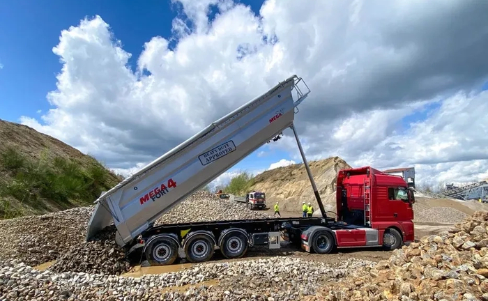 Доставка сипучих вантажів та будматеріалів Гранотсєв, Пісок, щебінь