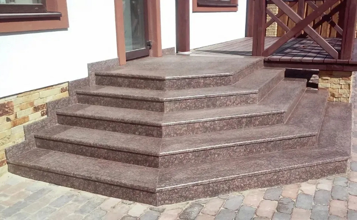 Сходи з граніту, мармуру та пісковика,кварциту Сходи з граніту, мармуру та пісковика,кварциту