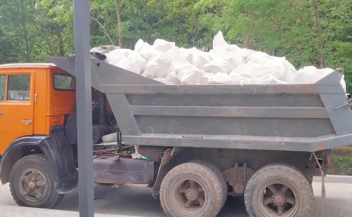 Вивіз будівельного сміття,хламу,бою.ДЕШЕВО,КАМАЗ- 10куб.