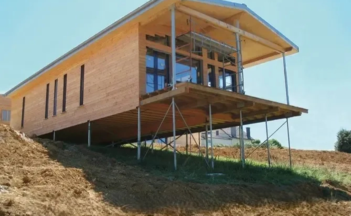 Установка гвинтових паль на схилах і проблемних грунтах від 200 ₴/пог.м Установка гвинтових паль на схилах і проблемних грунтах від 200 ₴/пог.м