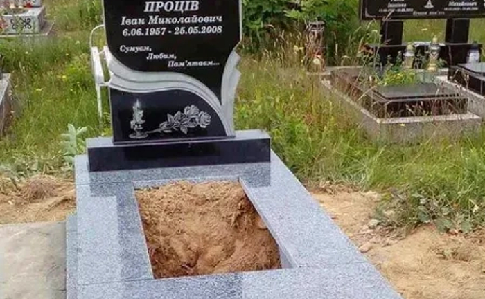 Виготовляємо пам'ятники з граніту і крихти,сходинки, підвіконники гранітні. Виготовляємо пам'ятники з граніту і крихти,сходинки, підвіконники гранітні.