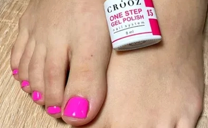 Косметичний лікувальний педикюр