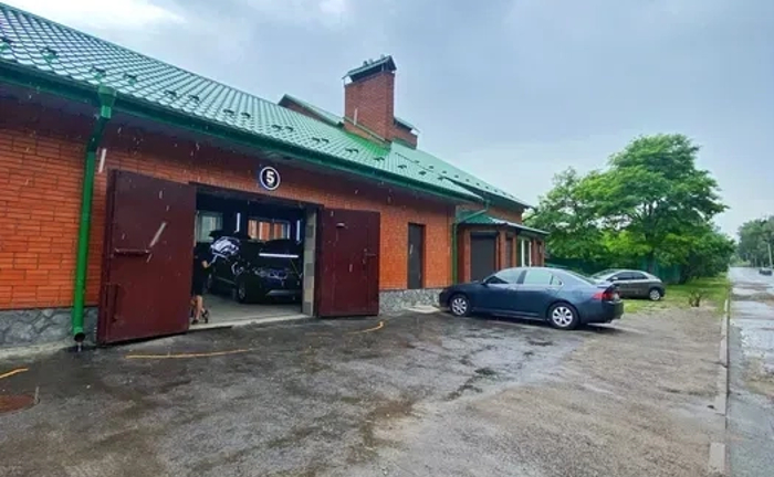 Швидка Заправка автокондиціонера Без вихідних R134a є Виїзд Швидка Заправка автокондиціонера Без вихідних R134a є Виїзд