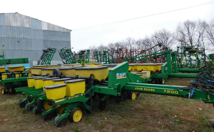 Сівалка JOHN DEERE 7200 (335) Сівалка JOHN DEERE 7200 (335)