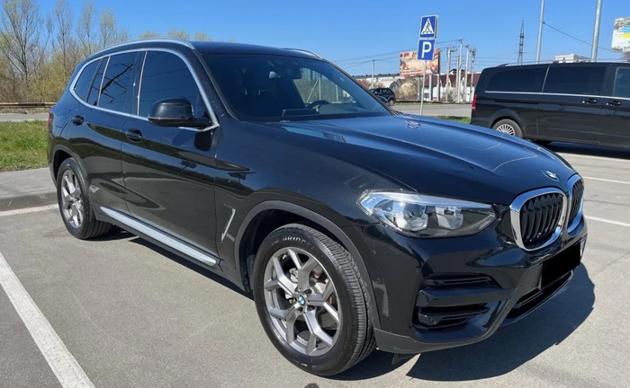 BMW X3 позашляховик комфорт-класу (2020) BMW X3 позашляховик комфорт-класу (2020)