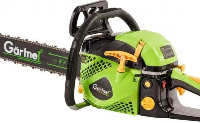 Бензопила Gärtner для садових та господарських робіт.