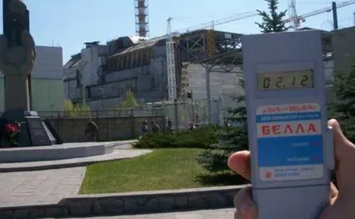 Побутовий дозиметр, вимірювання фонових випромінювань. Побутовий дозиметр, вимірювання фонових випромінювань.