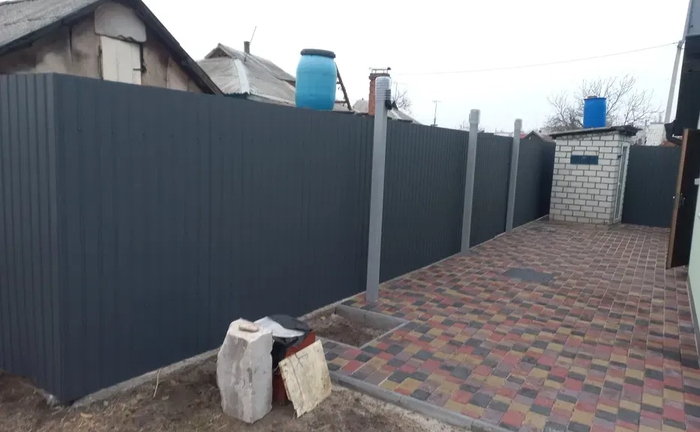 Установка парканів, виготовлення воріт, хвірток, навісів Установка парканів, виготовлення воріт, хвірток, навісів