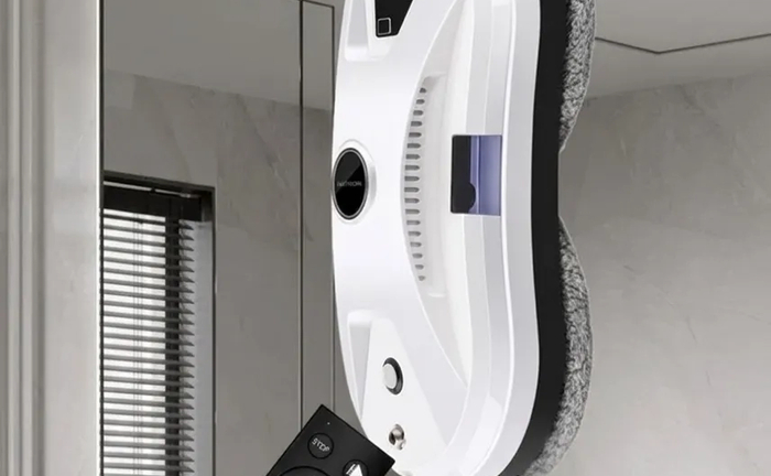 Робот для миття вікон Chovery. Є пульт і функція розпилення Робот для миття вікон Chovery. Є пульт і функція розпилення