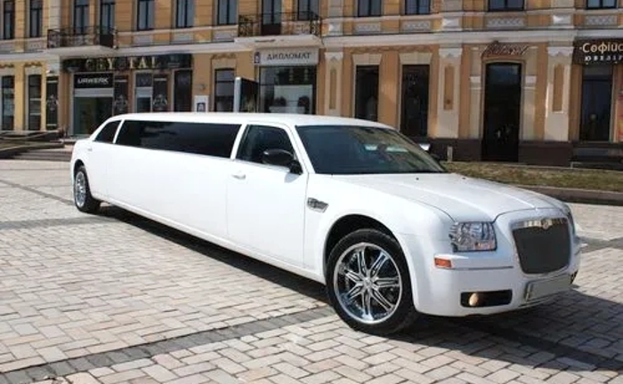 007 Лімузин на весілля Chrysler 300C 007 Лімузин на весілля Chrysler 300C