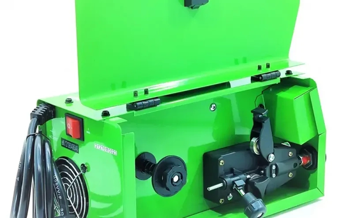 Зварювальний напівавтомат — професійна робота без зайвого клопоту!