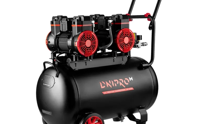 Компресор Dnipro-M AC-50NL: готовий до роботи Компресор Dnipro-M AC-50NL: готовий до роботи