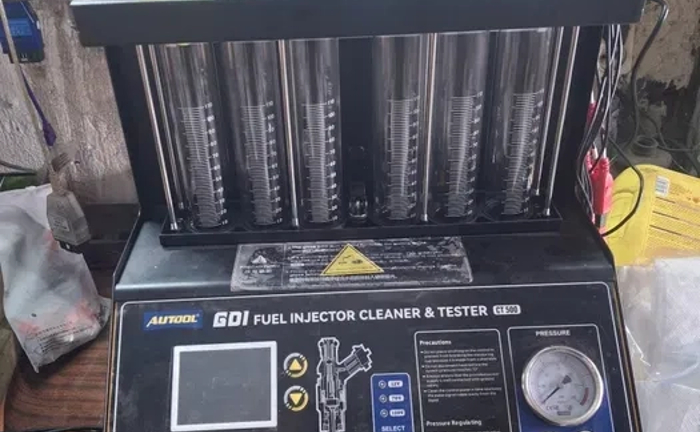 Професійна чистка та діагностика бензинових форсунок для стабільної роботи двигуна