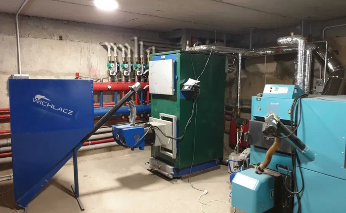 Ремонт твердопаливного котла (Монтаж твердопаливного котла, котельні) Ремонт твердопаливного котла (Монтаж твердопаливного котла, котельні)