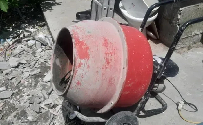 Бетонозмішувач Бетонозмішувач