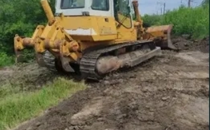 Бульдозер Libherr + Корчуватель Бульдозер Libherr + Корчуватель