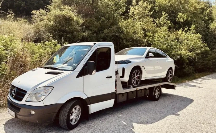 Послуги евакуатора. Евакуатор 24/7 Послуги евакуатора. Евакуатор 24/7