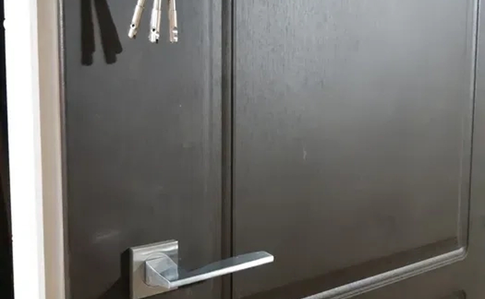 Реставрація та виготовлення броньованих дверей під ключ — надійність і безпека Реставрація та виготовлення броньованих дверей під ключ — надійність і безпека