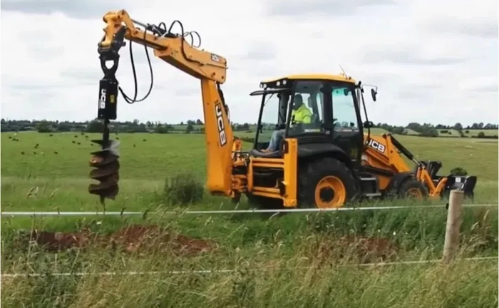 Ямобур на JCB , бурильно - кранові Ямобур на JCB , бурильно - кранові