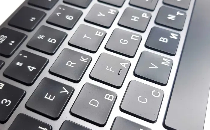 Гравіровка клавіатур ноутбука та ПК Гравіровка клавіатур ноутбука та ПК