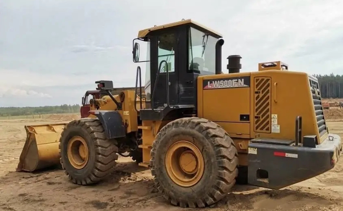 Фронтальний навантажувач XCMG ZL50 — 3,5 м куб Фронтальний навантажувач XCMG ZL50 — 3,5 м куб