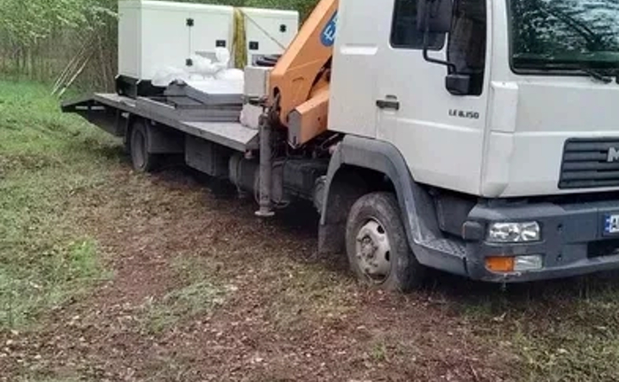 Маніпулятор-євакуатор,кран, екскаватор Маніпулятор-євакуатор,кран, екскаватор