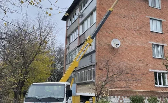 Послуги авто-вишки 16-30 Послуги авто-вишки 16-30