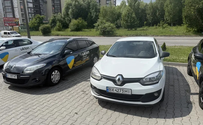 Авто Renault під таксі Uklon!!!