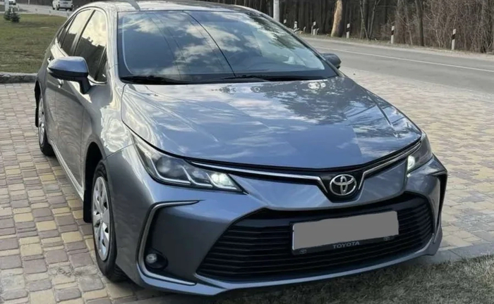 Toyota Corolla комфорт-класу (2023) Toyota Corolla комфорт-класу (2023)