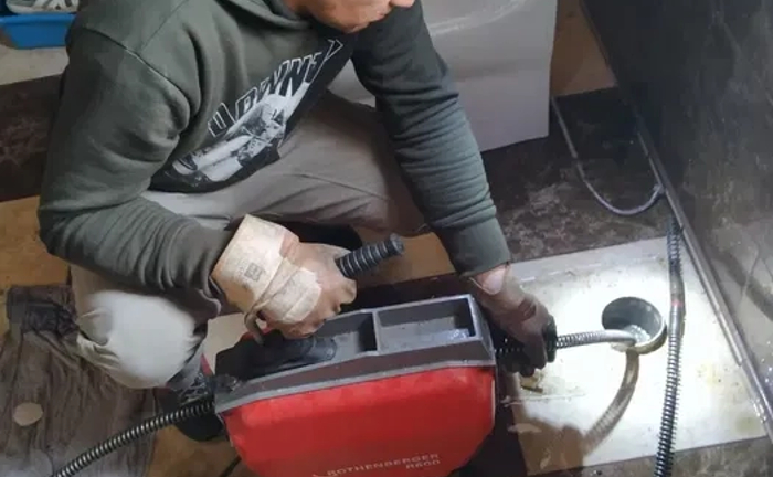 Прочищення труб каналізації, чищення труб каналізації Прочищення труб каналізації, чищення труб каналізації