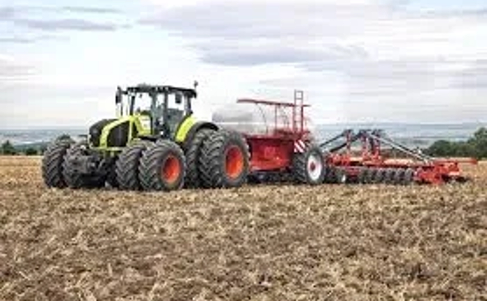 Надійний трактор CLAAS Atlas .Потужний та надійний для важких робіт. Надійний трактор CLAAS Atlas .Потужний та надійний для важких робіт.