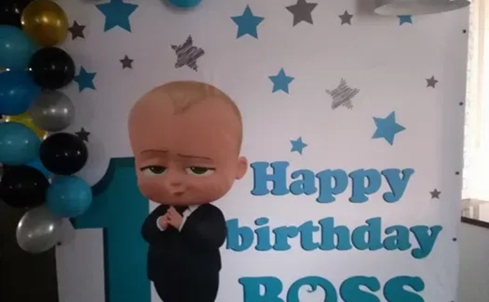 Яскравий банер "Boss Baby" на день народження: Найкраща фотозона для хлопчика. Яскравий банер "Boss Baby" на день народження: Найкраща фотозона для хлопчика.