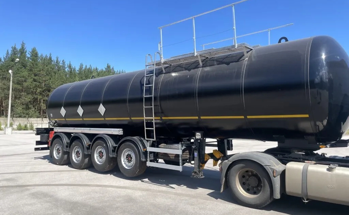 Цистерна Бітумовоз для перевезення та розливу гарячого бітуму Цистерна Бітумовоз для перевезення та розливу гарячого бітуму