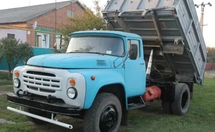 Послуги автомобіля ЗІЛ 130 Послуги автомобіля ЗІЛ 130