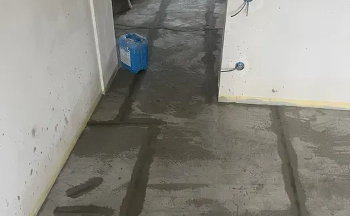 Ремонт квартир, кімнат . Демонтаж -Штукатурка -Стяжка -Ламінат