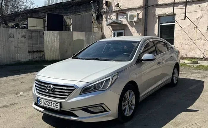 Автомобіль Hyundai Автомобіль Hyundai
