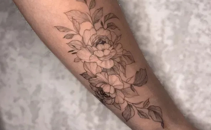 Тату та міні-тату в Києві | Індивідуальні ескізи