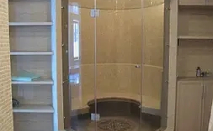 Виготовлення скляних душових кабін, низька ціна в Одесі, Україні.