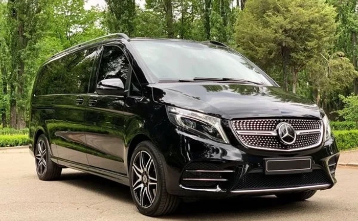 043 Mercedes Benz V Class мікроавтобус без водія 043 Mercedes Benz V Class мікроавтобус без водія