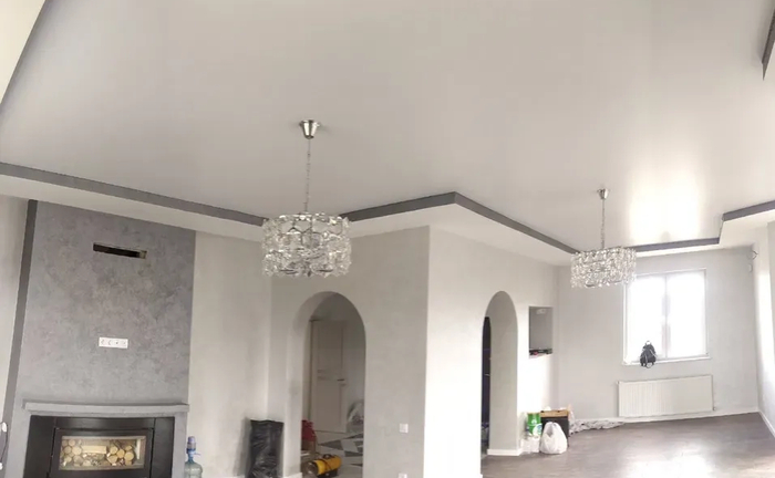 Натяжні стелі 29 Studio — монтаж під ключ