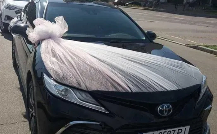 Авто преміум класу тойота камрі 24 року Авто преміум класу тойота камрі 24 року