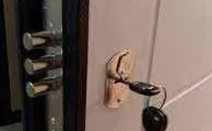 Ремонт дверей Установка/врізання, ремонт замків, заміна серцевини