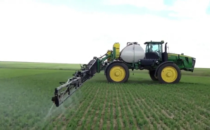 Обприскувач John Deere – Якісний захист вашого врожаю! Обприскувач John Deere – Якісний захист вашого врожаю!