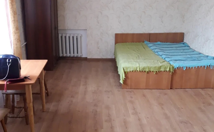 Сдам 1-к Евро без коммуналки только свет сейчас у остановки и АТБ Сдам 1-к Евро без коммуналки только свет сейчас у остановки и АТБ