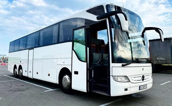 231 Автобус Mercedes Turizmo на весілля трансфери 231 Автобус Mercedes Turizmo на весілля трансфери