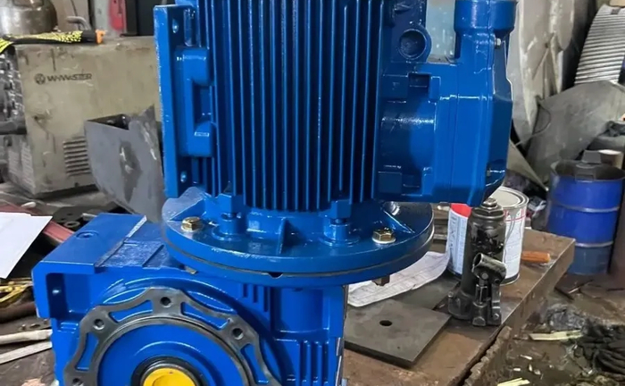 Виробництво мотор-редуктор з вибухозахищеним двигуном NMRV 110 Виробництво мотор-редуктор з вибухозахищеним двигуном NMRV 110