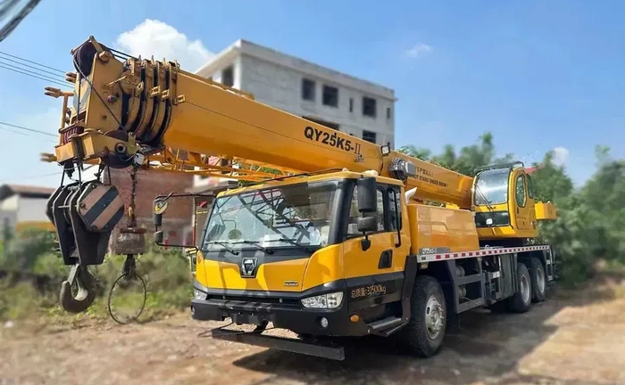 Автокран XCMG QY25K5 ккрана 25т Автокран XCMG QY25K5 ккрана 25т