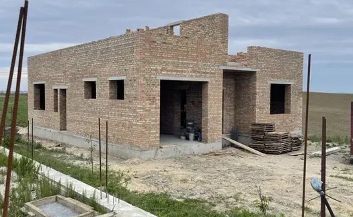 Будуємо будинки та котеджі під ключ — професійна будівельна команда Будуємо будинки та котеджі під ключ — професійна будівельна команда